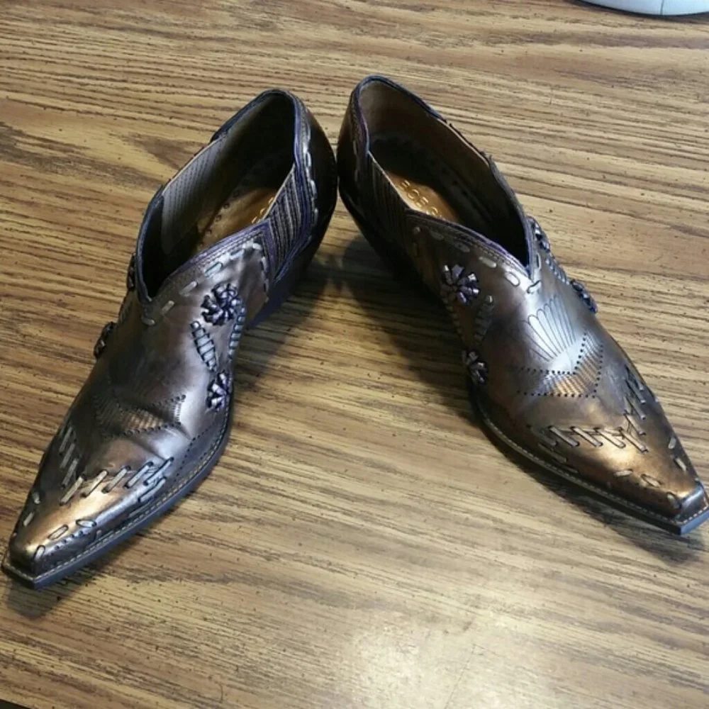 BCBGIRLS Brown Cowboy Ankle Booties EUC sz 8